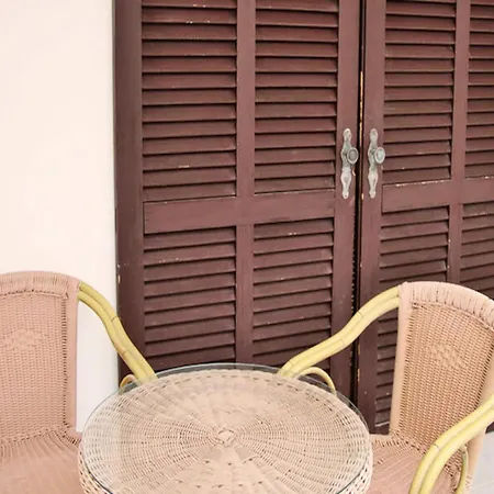 2 Min Walk To Beach - Private Solarium Bungalow * بلايا ذي لاس أميريكاس